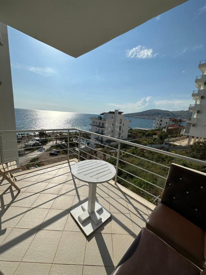 Blue Bay Apartments Sarandë 外观 照片