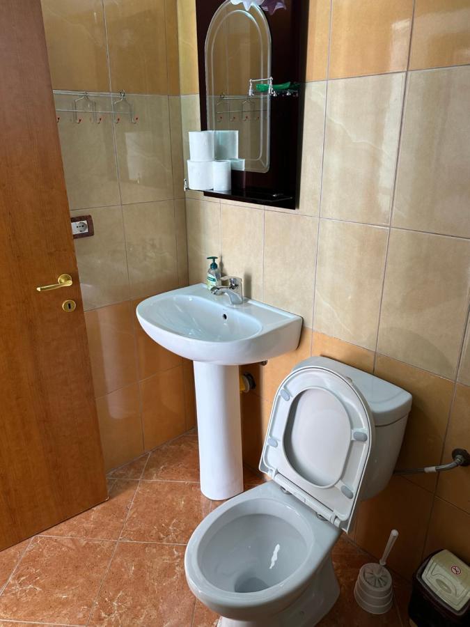Blue Bay Apartments Sarandë 外观 照片
