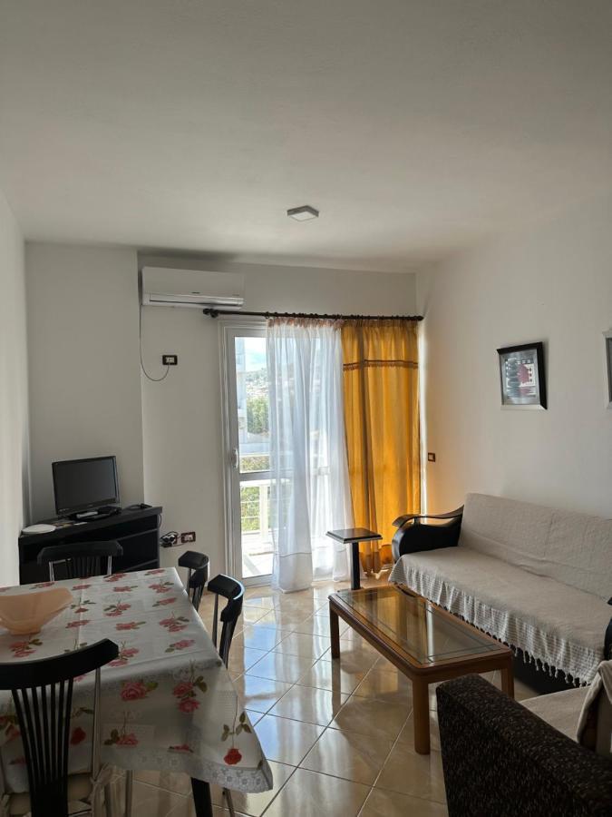 Blue Bay Apartments Sarandë 外观 照片