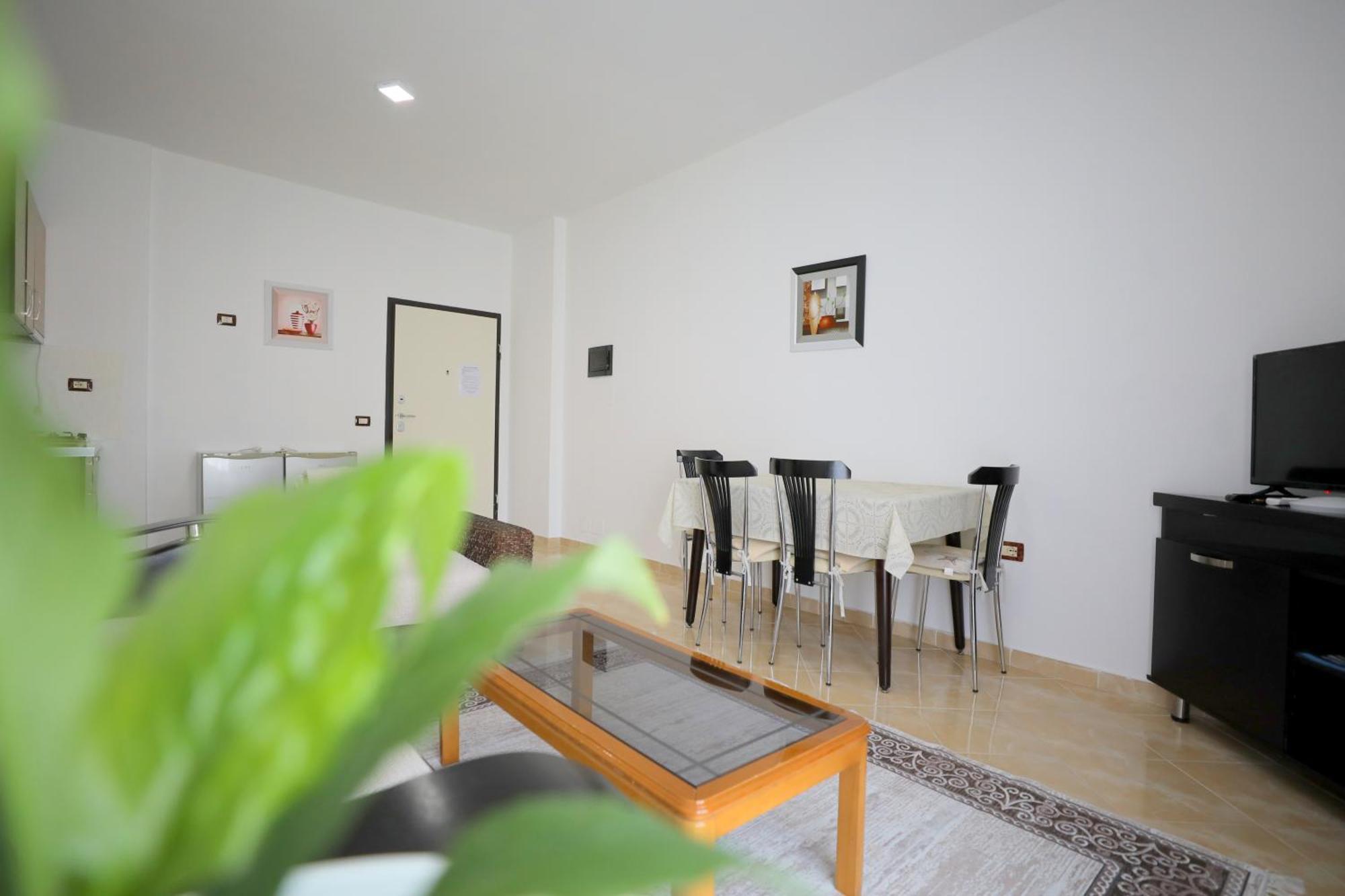Blue Bay Apartments Sarandë 外观 照片