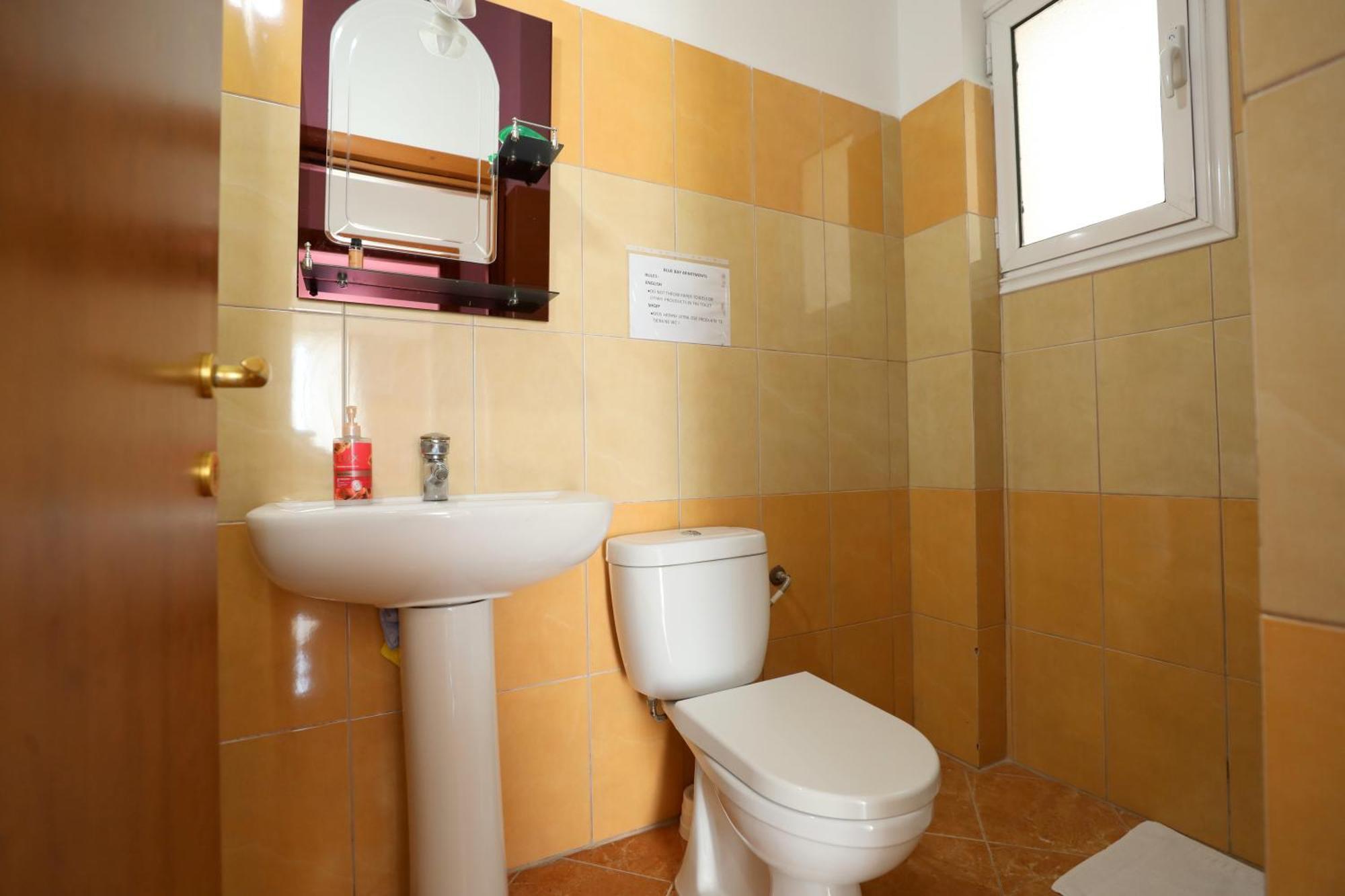 Blue Bay Apartments Sarandë 外观 照片